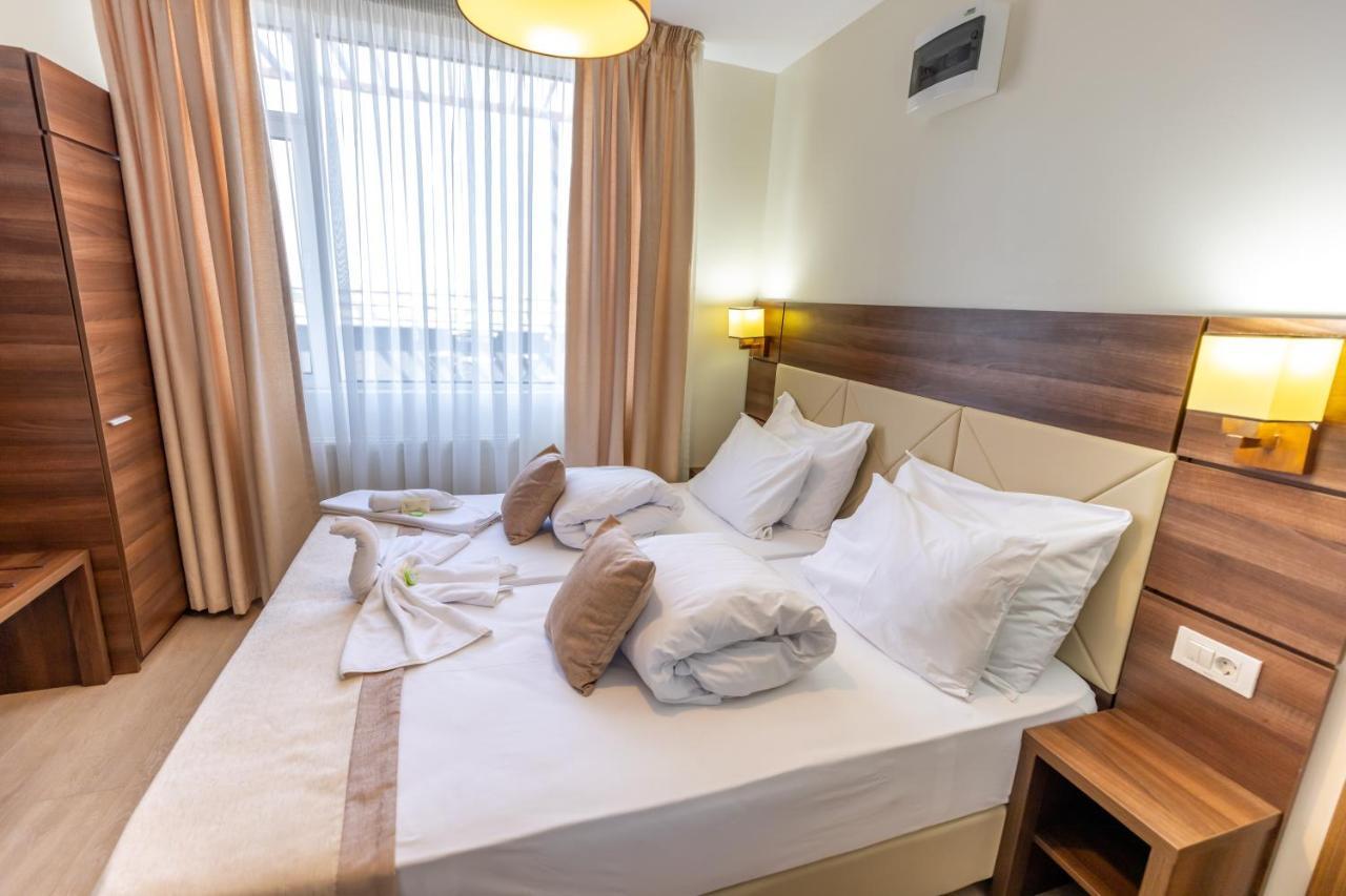 Aparthotel SIR Fundeni Tower Boekarest Buitenkant foto