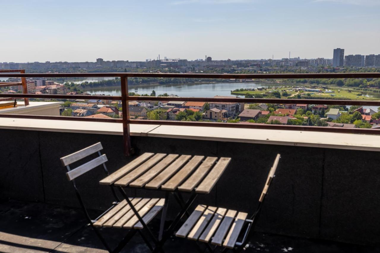 Aparthotel SIR Fundeni Tower Boekarest Buitenkant foto