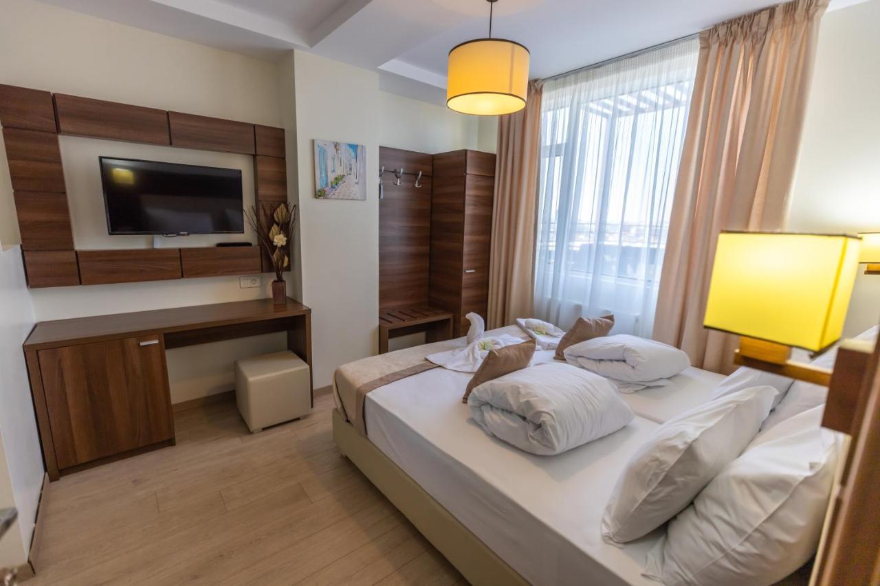 Aparthotel SIR Fundeni Tower Boekarest Buitenkant foto