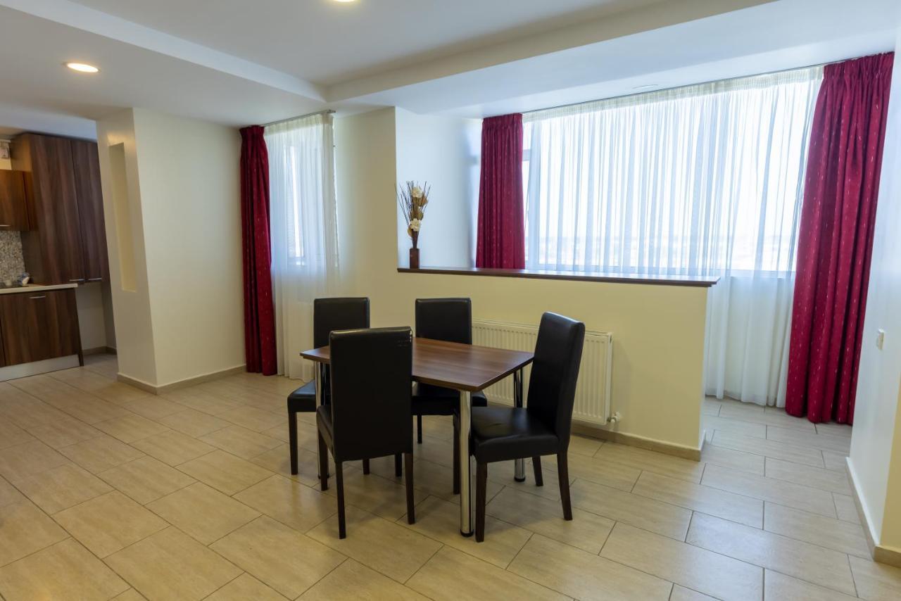 Aparthotel SIR Fundeni Tower Boekarest Buitenkant foto