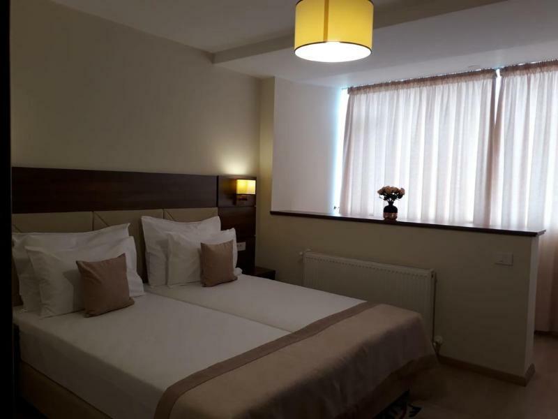 Aparthotel SIR Fundeni Tower Boekarest Buitenkant foto
